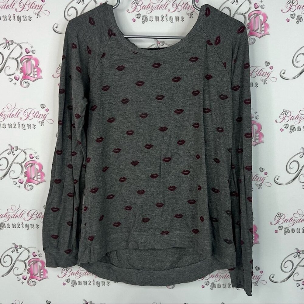 P.J. Salvage long sleeve soft top lips kisses 😘 Charcoal Lip Print Blouse